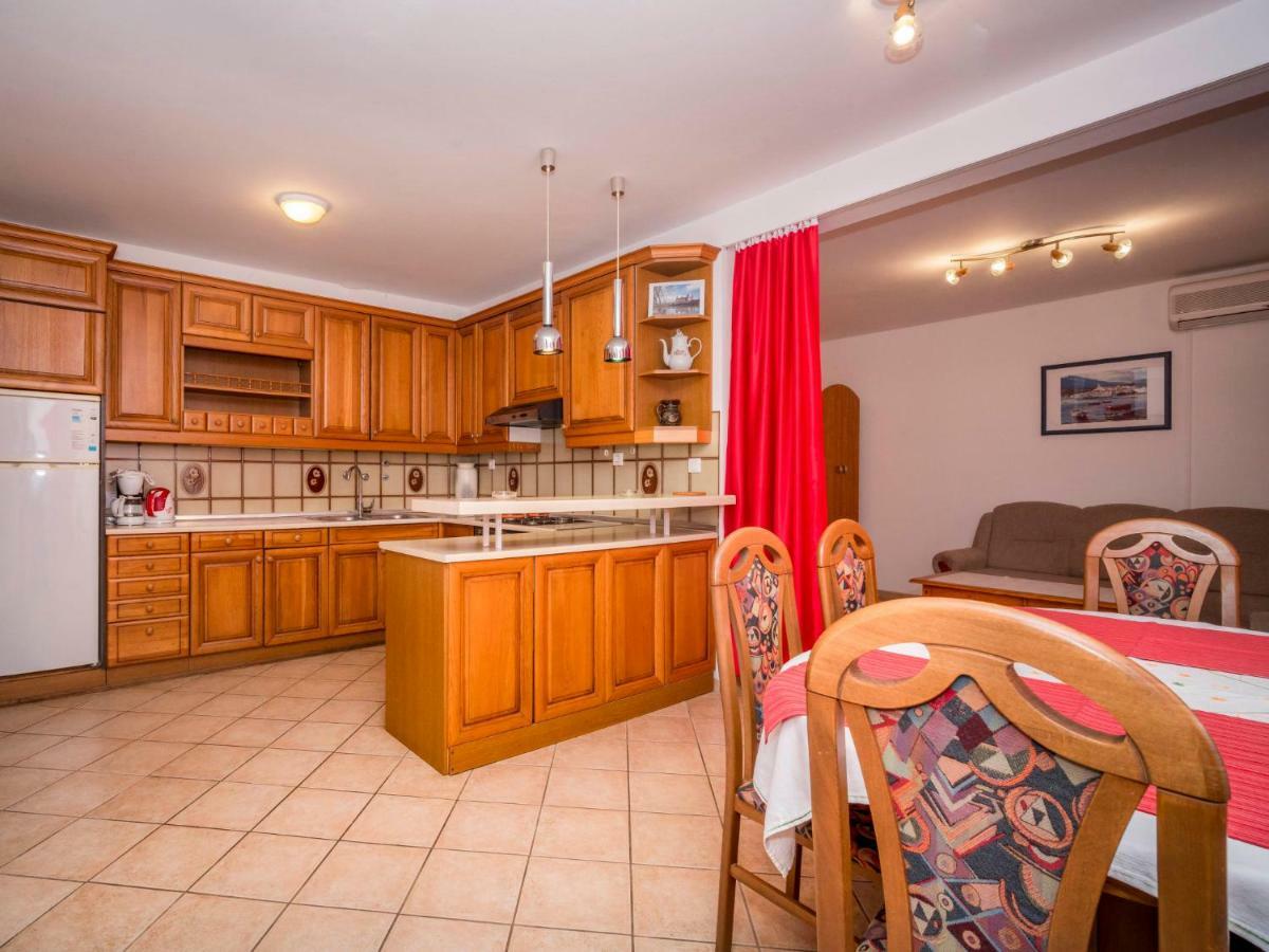 Apartment Hilde Blue-1 By Interhome Медулин Экстерьер фото